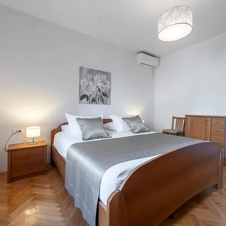 Antares Appartement *
